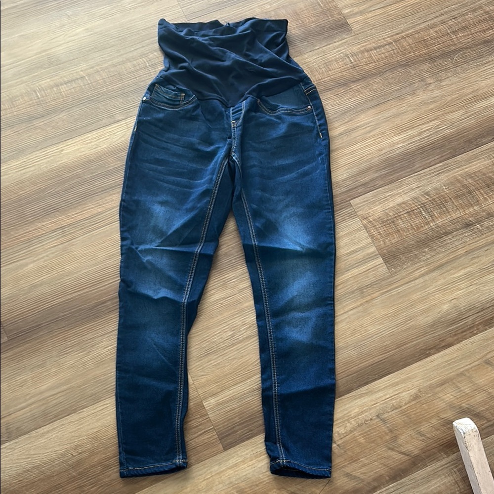 Deep Indigo Blue High-Waisted Jeggings with Slim Fit and Worn Look